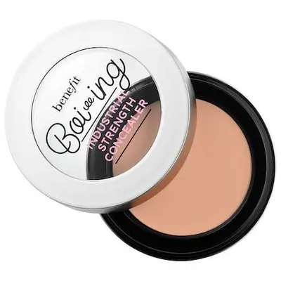 Corretivo Benefit Boi-ing Industrial Strength